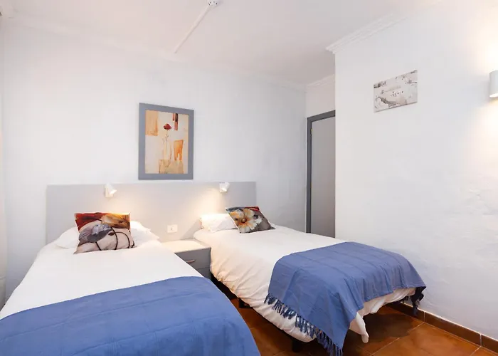 Home2book Radiant Apt, Pool & Terrace Americas