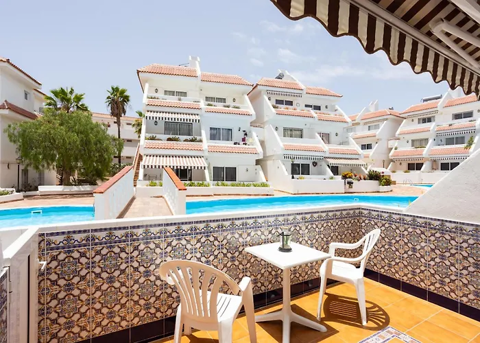 Home2book Radiant Apt, Pool & Terrace Americas *