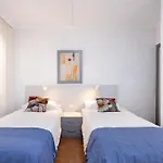 Home2book Radiant Apt, Pool & Terrace Americas *