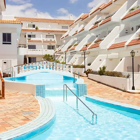 Home2book Radiant Apt, Pool & Terrace Americas アパート *